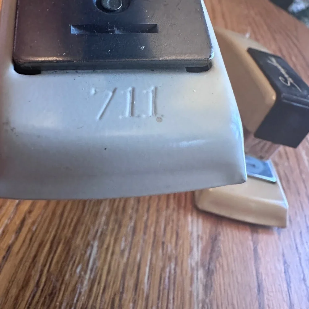 Swingline Bostitch Stapler Lot 4pc Vintage Office 711 99 Brown Grey Tan Staples